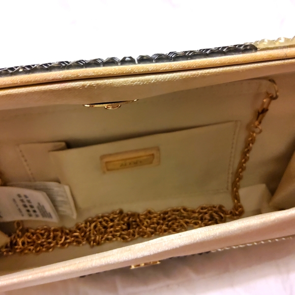 Clutch Bag - Picture 3 of 4